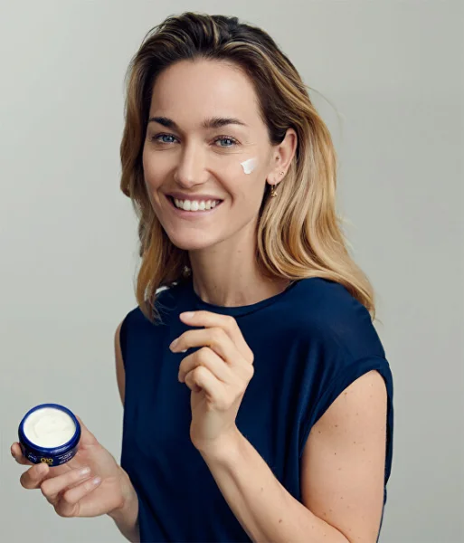 Q10 plus anti-wrinkle + firming thumbnail 3