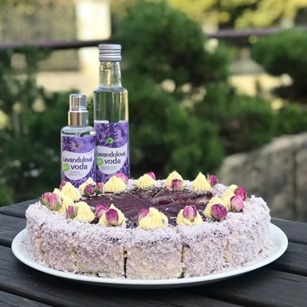 Lavender bio water thumbnail 4