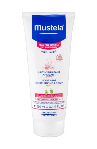 Bébé soothing moisturizing body lotion thumbnail 2