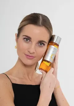 Missha Vita C Plus Brightening Toner thumbnail 2