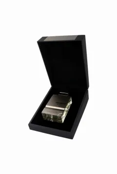 Al Haramain Amber Oud Carbon Edition thumbnail 7