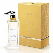 Trussardi Le Vie Di Milano Walking On Via Fiori Oscuri thumbnail 3