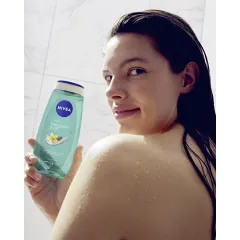 Nivea Hawaii Flower & Oil thumbnail 4