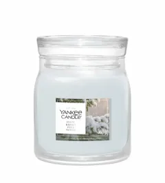 Yankee Candle scented candle 368 g Snow Kissed Pine Signature thumbnail 1