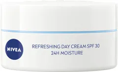 Nivea Moisturizing Day Cream SPF 30 Essential (Refreshing Day Cream) 50 ml thumbnail 1