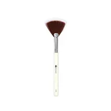 Dermacol Fan Brush D59 thumbnail 1