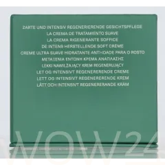 La Mer The Moisturizing Soft Cream thumbnail 3