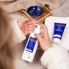 Neutrogena Norwegian Formula Fast Absorbing Hand Cream thumbnail 2
