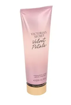Victoria secret Velvet Petals thumbnail 2