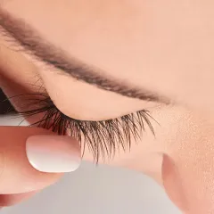 Kiss Super Stick 5-Day Extended Wear (Strip Lash Adhesive) 4.8 g Black thumbnail 6