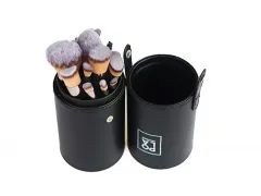 Pola Cosmetics Set of cosmetic brushes thumbnail 4