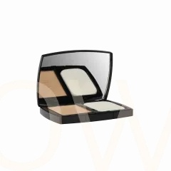 Chanel Ultra Le Teint Flawless Finish Compact Foundation thumbnail 5