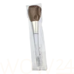 Clinique Powder brush thumbnail 2