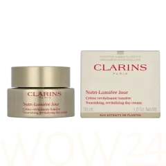 Clarins Nutri-lumiére revitalizing day cream thumbnail 4