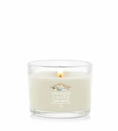 Yankee Candle Vanilla Flurries thumbnail 1