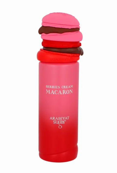Berries Cream Macaron
